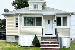 15 Stevens St, Quincy, MA 02169 - Photo 1