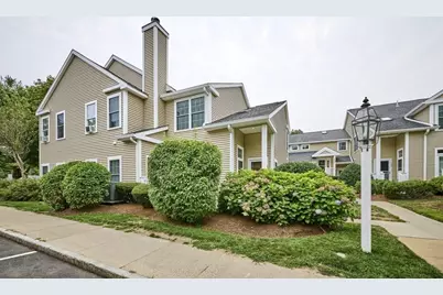 40 Bradford Commons Ln #40, Braintree, MA 02184 - Photo 1