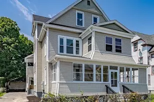 70 Albemarle St, Springfield, MA 01109 - Photo 1