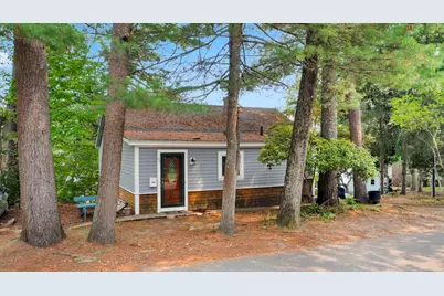 68 Lake Avenue, Leicester, MA 01524 - Photo 1