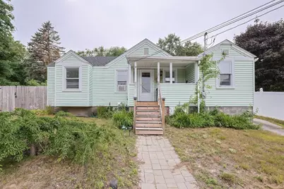 19 Chestnut Ave, Auburn, MA 01501 - Photo 1