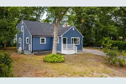 12 Chippewa Dr, Wareham, MA 02632 - Photo 1
