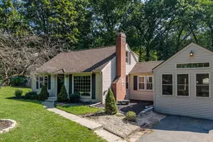 20 Bartlett Ave, Wilbraham, MA 01095 - Photo 1