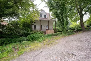 18 Baldwin St, Worcester, MA 01604 - Photo 1