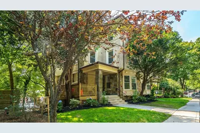 21 Regent Cir #6, Brookline, MA 02445 - Photo 1