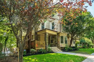 21 Regent Cir, Brookline, MA 02445 - Photo 1