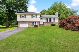 30 Rosemarie Dr, Seekonk, MA 02771 - Photo 1