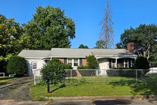 45 Dimmick St, Springfield, MA 01109 - Photo 1