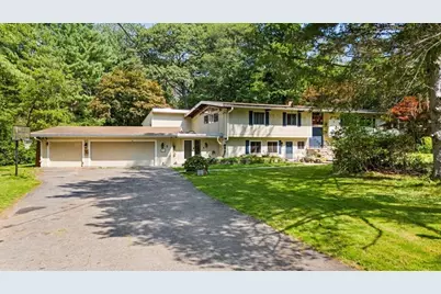 5 Lavelle Ln, Framingham, MA 01701 - Photo 1