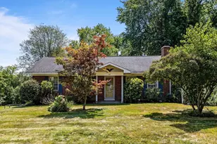 147 Highland Ave, West Springfield, MA 01089 - Photo 1