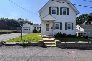 13 Simon Ct, Clinton, MA 01510 - Photo 1