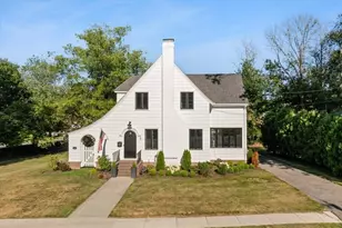 8 Chilton Rd, Brockton, MA 02301 - Photo 1