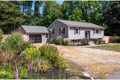 1 Oakhurst Ave, Ipswich, MA 01938 - Photo 1