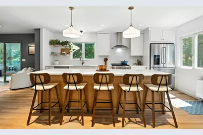 5 Yorkshire Road, Marblehead, MA 01945 - Photo 1