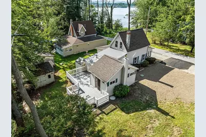 29 Lakeview Ave, Lunenburg, MA 01462 - Photo 1