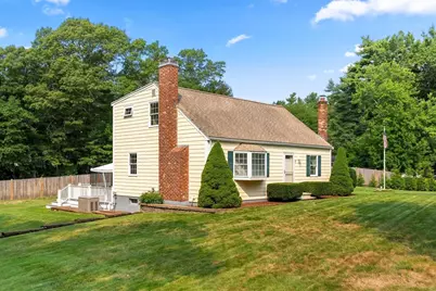 7 Pelham St, Pembroke, MA 02359 - Photo 1