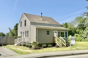 101 Quincy St, Holbrook, MA 02343 - Photo 1