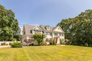 14 Essex St, Norfolk, MA 02056 - Photo 1