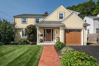 29 Alan Dale Rd, Medford, MA 02155 - Photo 1