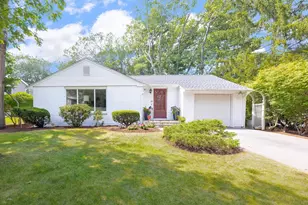 26 Kimlo Rd, Wellesley, MA 02481 - Photo 1