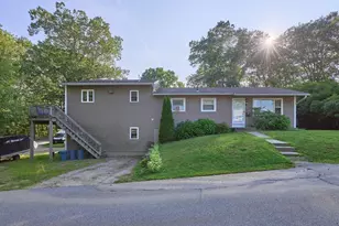 6 Pitcairn Ave, Leicester, MA 01524 - Photo 1