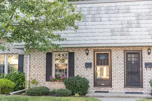 135 Corey Colonial, Agawam, MA 01001 - Photo 1