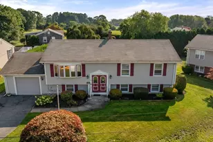 26 Rounseville St, New Bedford, MA 02745 - Photo 1