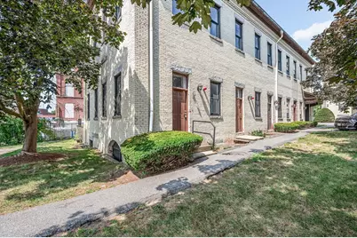 201 Thorndike St #5-02, Lowell, MA 01852 - Photo 1