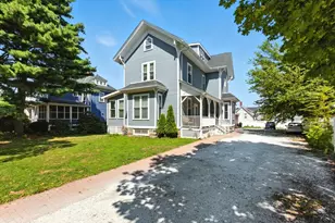 581 Cambridge St, Boston, MA 02134 - Photo 1