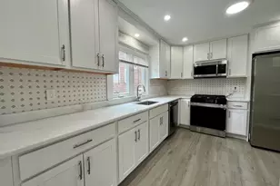 19 Hobbs Ct, Arlington, MA 02476 - Photo 1