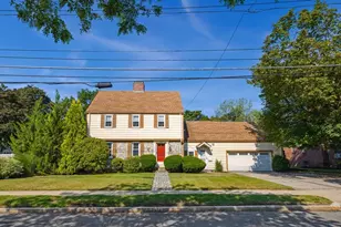 152 Lincoln St, Melrose, MA 02176 - Photo 1