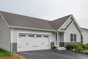 19 Monarch Way, Kingston, NH 03848 - Photo 1