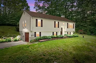 19 Hammond St, Oxford, MA 01540 - Photo 1