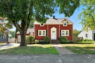 47 Aborn Ave, Wakefield, MA 01880 - Photo 1