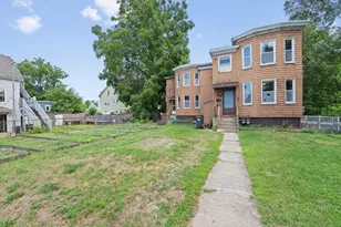 23 Lewis St, Haverhill, MA 01830 - Photo 1