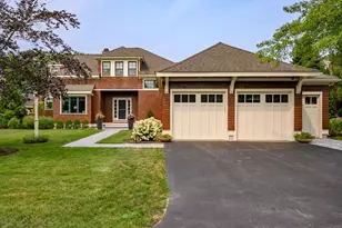 51 Clubhouse Dr, Hingham, MA 02043 - Photo 1