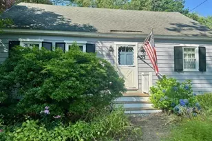 33 Forest St, North Andover, MA 01845 - Photo 1