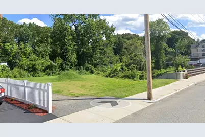 38 Houghton Street, Hudson, MA 01749 - Photo 1