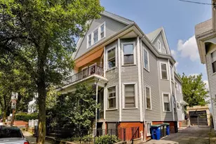 123 Walnut St, Somerville, MA 02145 - Photo 1