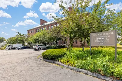 250 Whitwell St #8, Quincy, MA 02169 - Photo 1