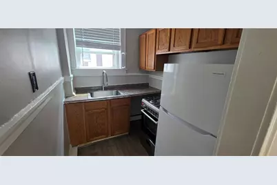 44 Estes #27, Lynn, MA 01902 - Photo 1