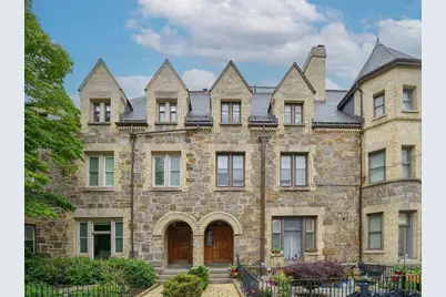 354 Tappan St #1, Brookline, MA 02445 - Photo 1