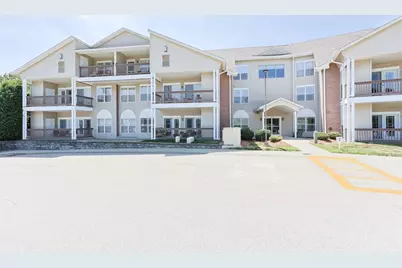 218 Reservoir St #106, Holden, MA 01520 - Photo 1