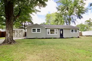 14 Sunridge Dr, Springfield, MA 01118 - Photo 1