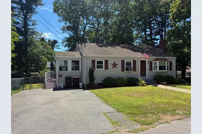 32 Weaver Rd, Weymouth, MA 02189 - Photo 1