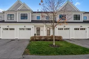 10 Southfield Ln, Sherborn, MA 01770 - Photo 1