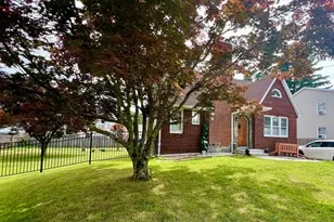 161 Verge St, Springfield, MA 01129 - Photo 1