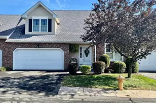 30 Wynnfield Cir, Southwick, MA 01077 - Photo 1