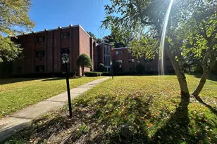 49 Windsor Dr, Holliston, MA 01746 - Photo 1