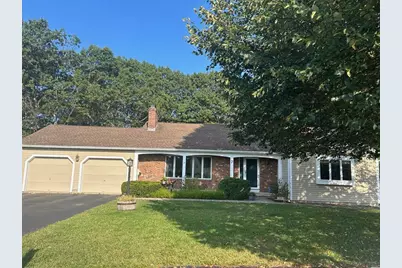 7 Cherokee Rd #1, Worcester, MA 01606 - Photo 1